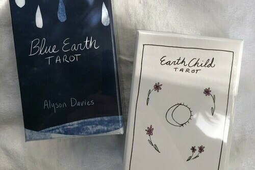 Alyson Davies Photo