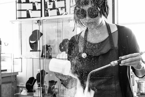 Kari Woo Photo